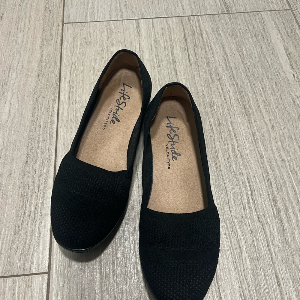 Lifestride Women’s black slip-on
